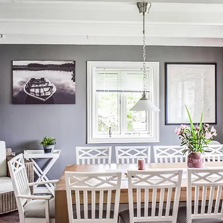 Tatil Evi Lovely In Hebnes With Wifi Hebnes