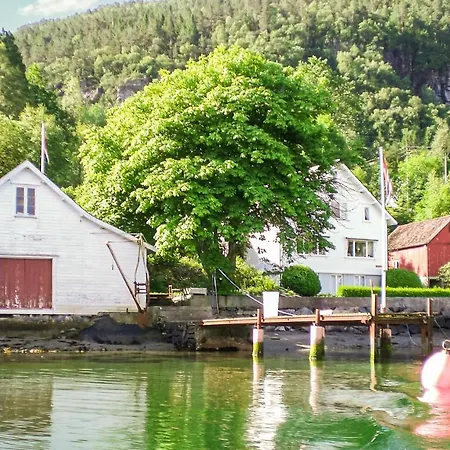Feriehus Lovely In Hebnes With Wifi Soland