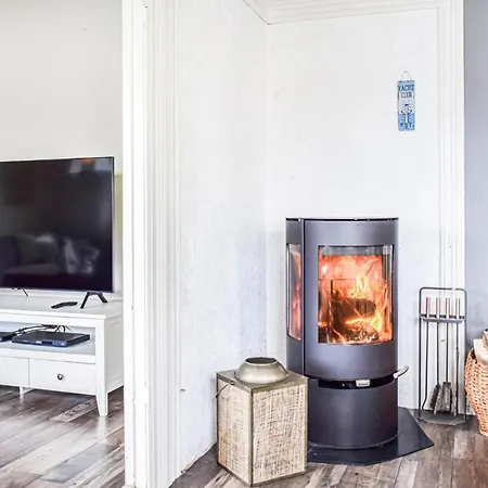 Lovely In Hebnes With Wifi *