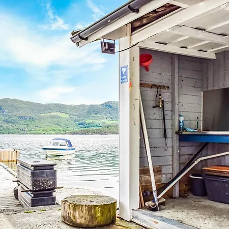 Feriehus Lovely In Hebnes With Wifi *