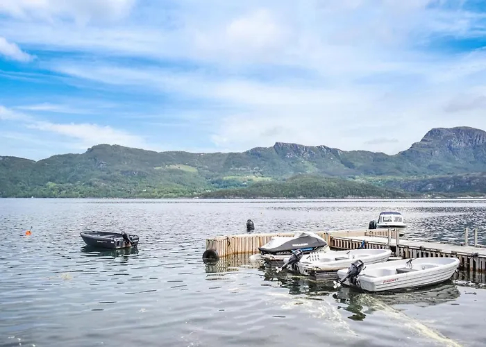 Vakantiehuis Lovely In With Wifi *